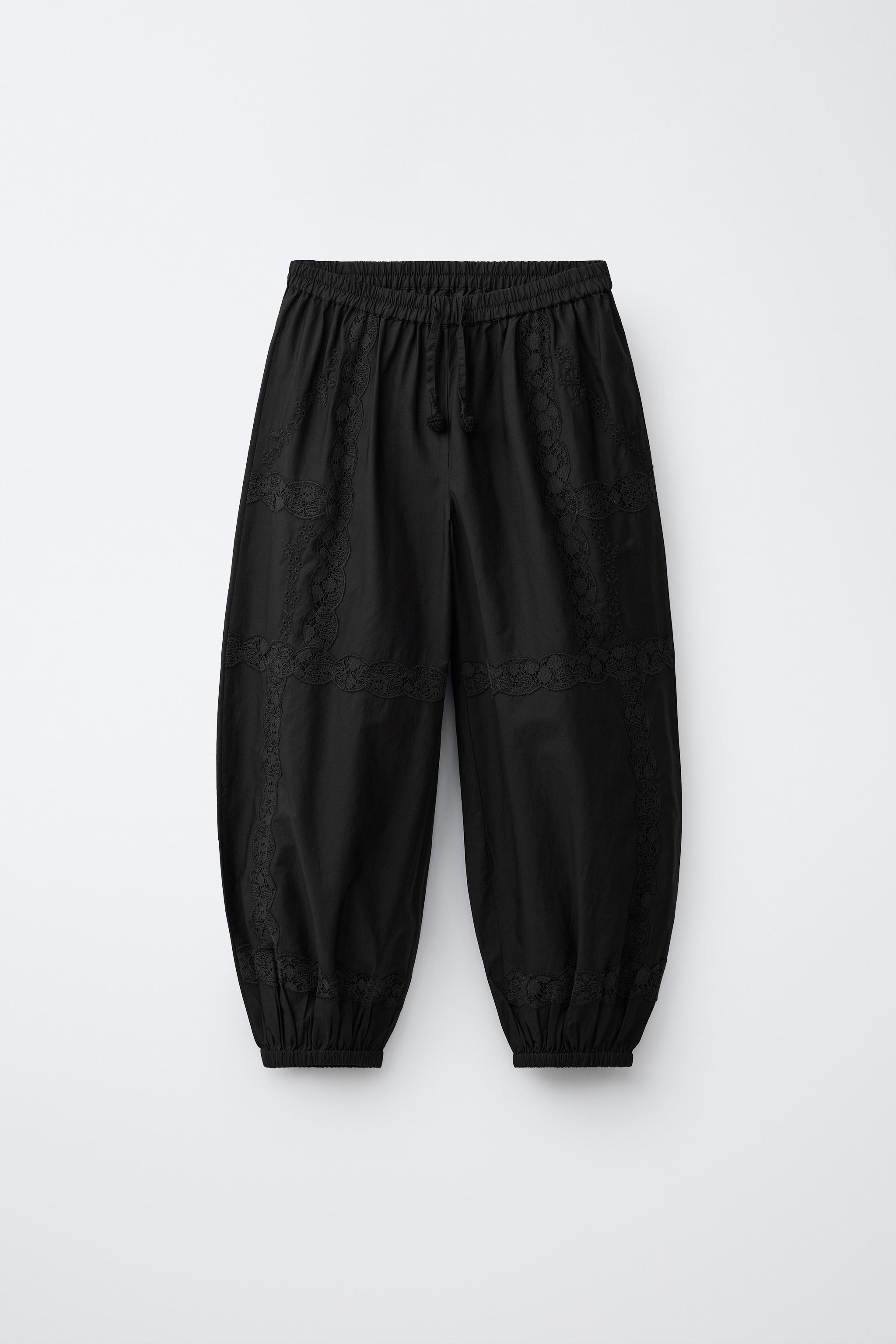 EMBROIDERED LACE BLOOMERS